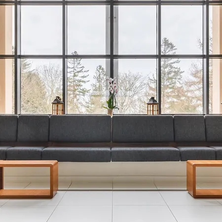 Lägenhet Atrium Practical Near The By Renters *