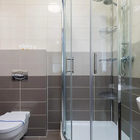 Lägenhet Atrium Practical Near The By Renters *