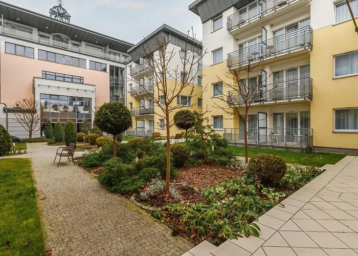 Atrium Practical Near The By Renters サルビノボ