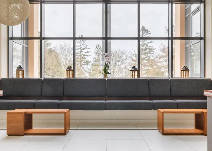 アパート Atrium Practical Near The By Renters *